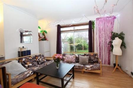 6 bedroom Terraced House to let in Kingston Road, Surbiton, Kingston upon Thames, KT1