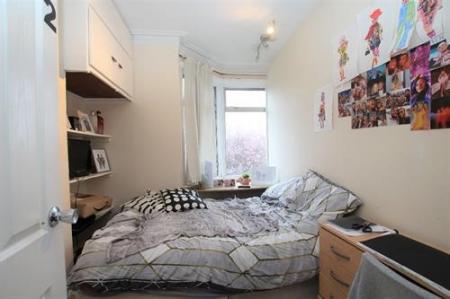 6 bedroom Terraced House to let in Kingston Road, Surbiton, Kingston upon Thames, KT1