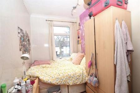 6 bedroom Terraced House to let in Kingston Road, Surbiton, Kingston upon Thames, KT1