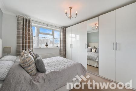 3 bedroom End of terrace house for sale in Danetree Road, Ewell, Epsom, KT19