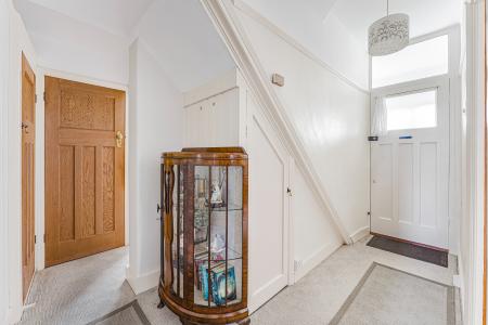 1 bedroom Maisonette for sale in Cannon Hill Lane, Raynes Park SW20