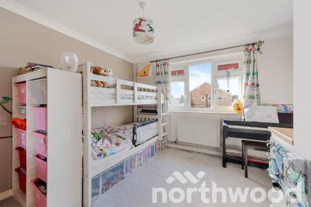2 bedroom Maisonette for sale in Jasmin Road, West Ewell, Epsom, KT19