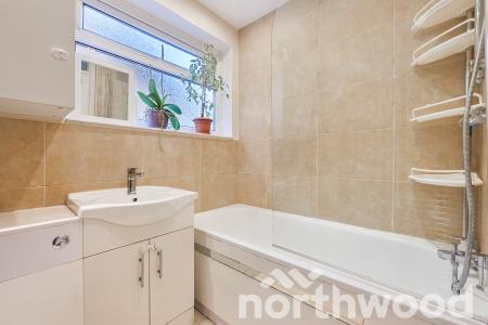 2 bedroom Maisonette for sale in Jasmin Road, West Ewell, Epsom, KT19