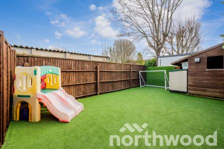 2 bedroom Maisonette for sale in Jasmin Road, West Ewell, Epsom, KT19