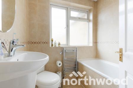 5 bedroom Semi-detached house for sale in Crosslands Road, West Ewell, Epsom, KT19