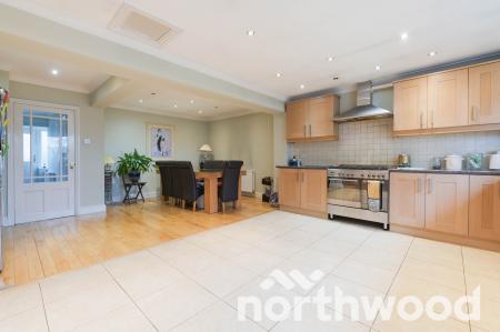 5 bedroom Semi-detached house for sale in Crosslands Road, West Ewell, Epsom, KT19