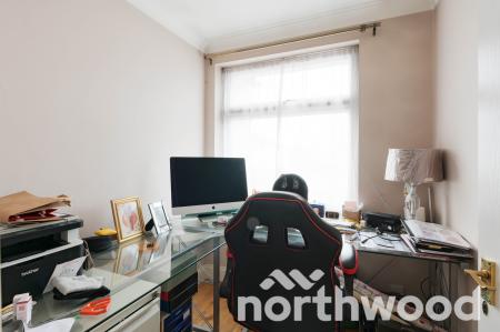 5 bedroom Semi-detached house for sale in Crosslands Road, West Ewell, Epsom, KT19