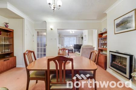 3 bedroom Terraced House for sale in Chessington Hill Park, Chessington, KT9