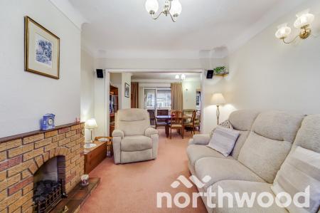 3 bedroom Terraced House for sale in Chessington Hill Park, Chessington, KT9