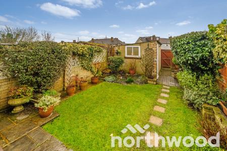 3 bedroom Terraced House for sale in Chessington Hill Park, Chessington, KT9