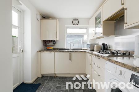 3 bedroom Terraced House for sale in Gainsborough Road, Epsom, KT19