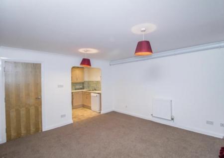 2 bedroom Flat to let in Chaucer Way, Wimbledon, SW19
