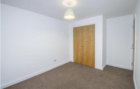2 bedroom Flat to let in Chaucer Way, Wimbledon, SW19
