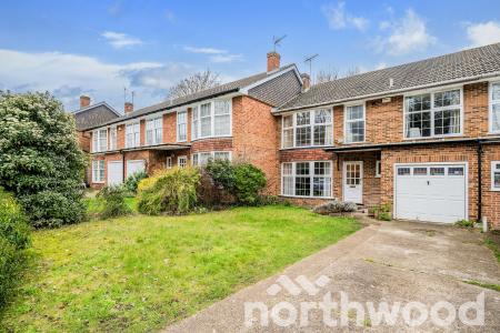 4 bedroom Terraced House for sale in Highridge Close, Epsom, KT18