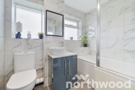 2 bedroom Flat for sale in Gadesden Road, West Ewell, Epsom, KT19