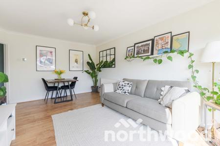 2 bedroom Maisonette for sale in Nightingale Drive, West Ewell, Epsom, KT19