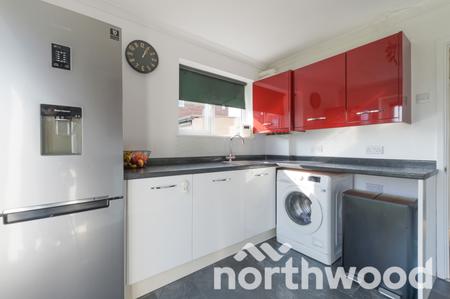 2 bedroom Maisonette for sale in Nightingale Drive, West Ewell, Epsom, KT19