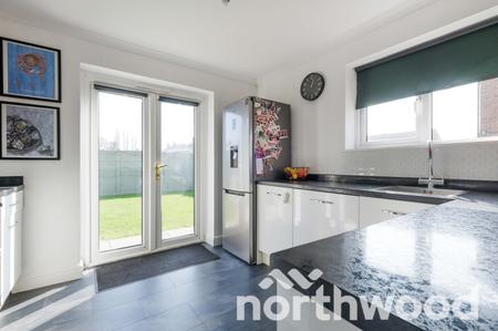 2 bedroom Maisonette for sale in Nightingale Drive, West Ewell, Epsom, KT19