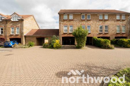 Farriers Road, Epsom, KT17