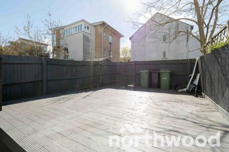 4 bedroom Town house for sale in Revere Way, Ewell, Epsom, KT19