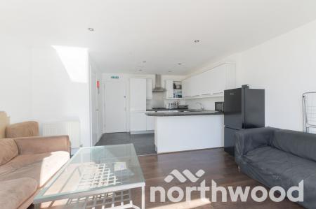 4 bedroom Town house for sale in Revere Way, Ewell, Epsom, KT19