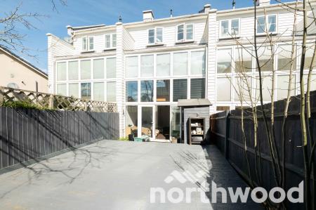 4 bedroom Town house for sale in Revere Way, Ewell, Epsom, KT19