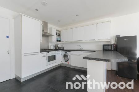 4 bedroom Town house for sale in Revere Way, Ewell, Epsom, KT19