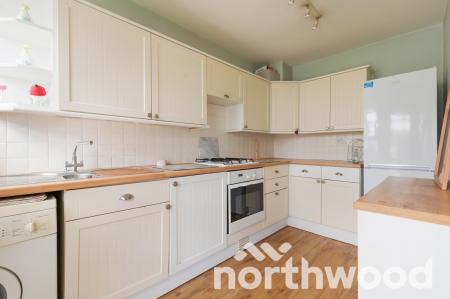 2 bedroom Terraced House for sale in Heatherside Road, Ewell, Epsom, KT19