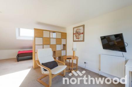 4 bedroom Semi-detached house for sale in Sunnymede Avenue, Ewell, Epsom, KT19