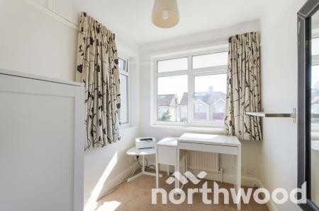 4 bedroom Semi-detached house for sale in Sunnymede Avenue, Ewell, Epsom, KT19