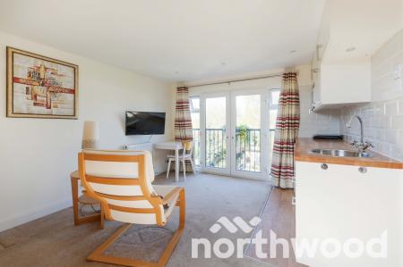 4 bedroom Semi-detached house for sale in Sunnymede Avenue, Ewell, Epsom, KT19