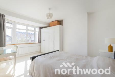 4 bedroom Semi-detached house for sale in Sunnymede Avenue, Ewell, Epsom, KT19