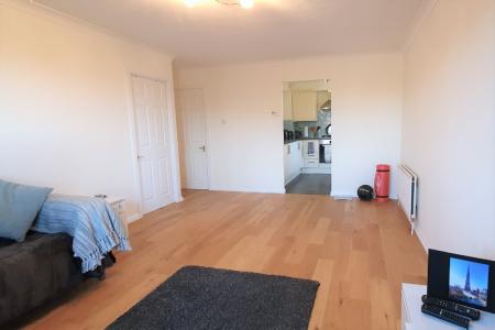 1 bedroom Flat to let in 79 Mulgrave Road, Sutton, SM2
