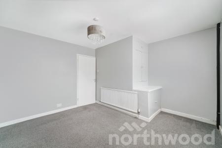 2 bedroom Maisonette for sale in Nightingale Drive, West Ewell, Epsom, KT19