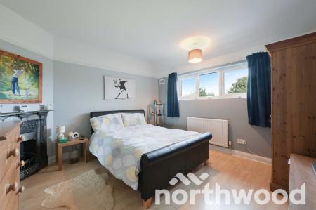 4 bedroom Semi-detached house for sale in Court Farm Avenue, Ewell, Epsom, KT19