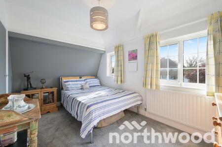 4 bedroom Semi-detached house for sale in Court Farm Avenue, Ewell, Epsom, KT19