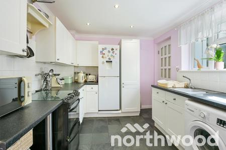 2 bedroom Maisonette for sale in Collier Close, West Ewell, Epsom, KT19