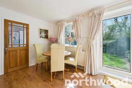 2 bedroom Maisonette for sale in Collier Close, West Ewell, Epsom, KT19