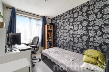 3 bedroom Terraced House for sale in Cherwell Court, West Ewell, Epsom, KT19