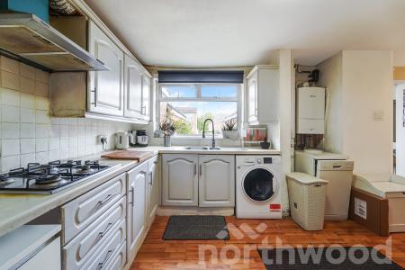 3 bedroom Terraced House for sale in Cherwell Court, West Ewell, Epsom, KT19
