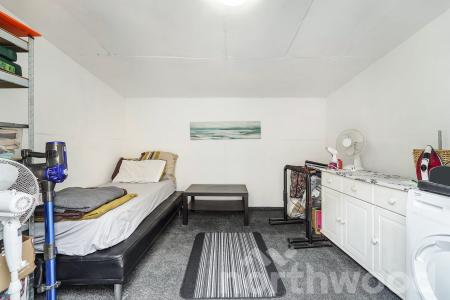 3 bedroom Terraced House for sale in Cherwell Court, West Ewell, Epsom, KT19