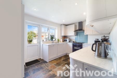 2 bedroom Terraced House for sale in Ruxley Lane, West Ewell, Epsom, KT19