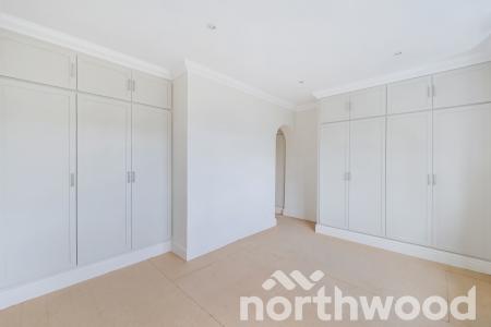 3 bedroom Terraced House for sale in Cottage Road, Ewell, Epsom, KT19