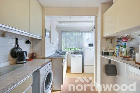 3 bedroom Terraced House for sale in Kelvin Close, West Ewell, Epsom, KT19