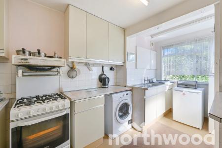 3 bedroom Terraced House for sale in Kelvin Close, West Ewell, Epsom, KT19