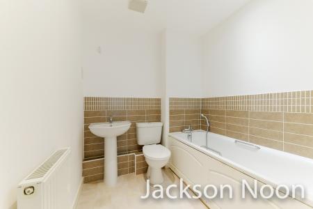 2 bedroom Flat for sale in Revere Way, Ewell, Epsom, KT19