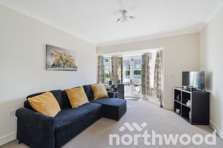 1 bedroom Flat for sale in Chessington Road, Ewell, Epsom, KT17