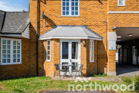 1 bedroom Flat for sale in Chessington Road, Ewell, Epsom, KT17