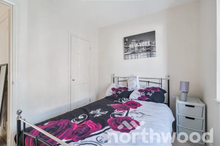 1 bedroom Flat for sale in Chessington Road, Ewell, Epsom, KT17