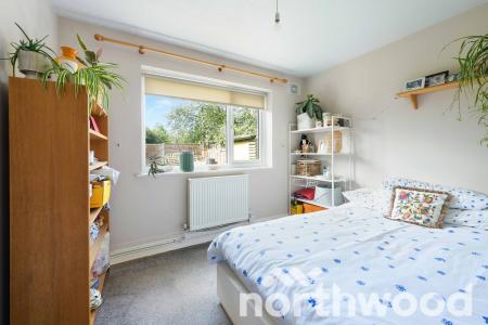 2 bedroom Maisonette for sale in Stanton Close, West Ewell, Epsom, KT19
